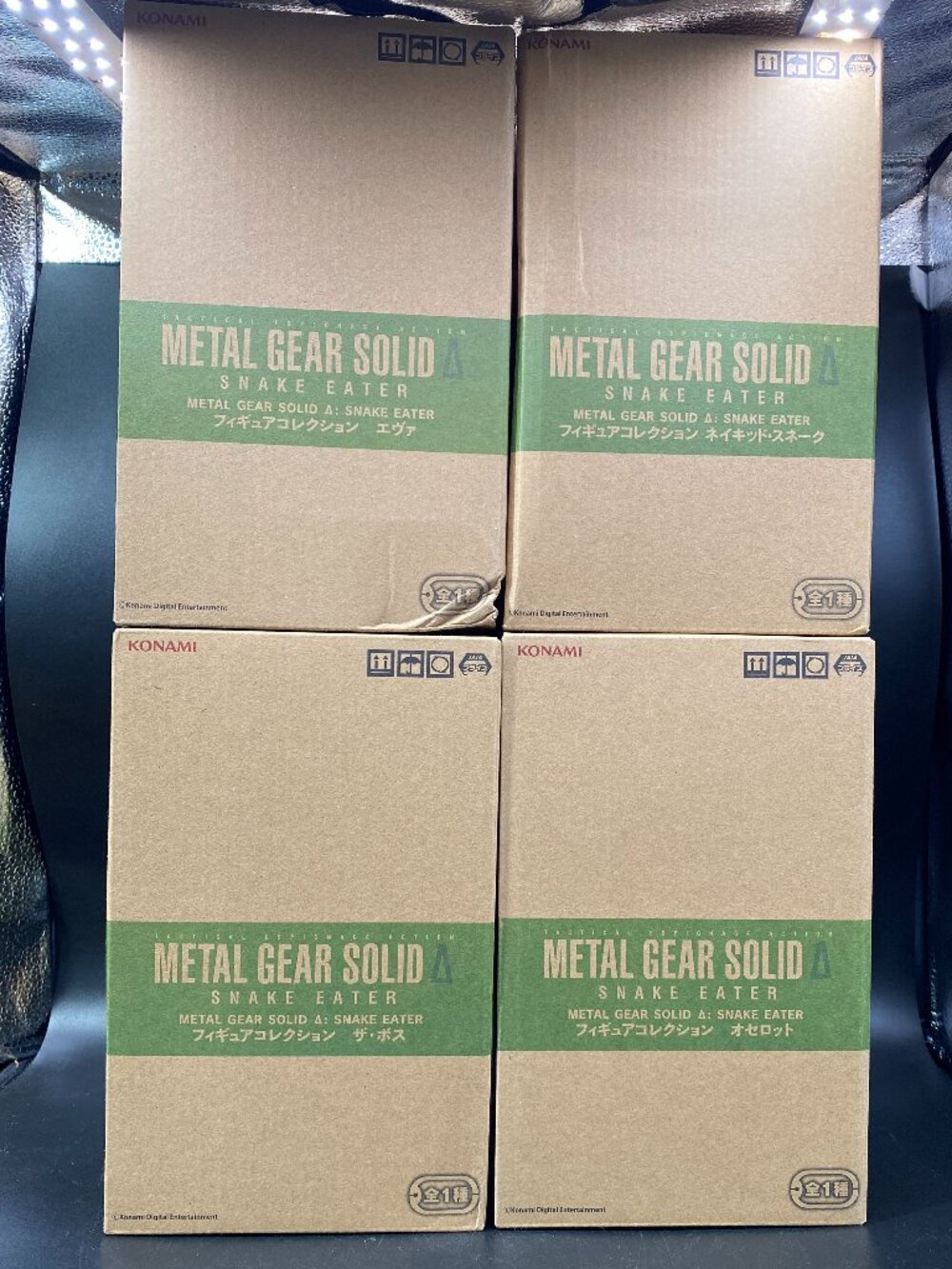 Metal Gear Solid Delta Snake Eater Eva Ocelot Boss Naked Snake Figure Set of 4